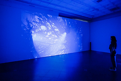 A shining cloud. Audio-visual work